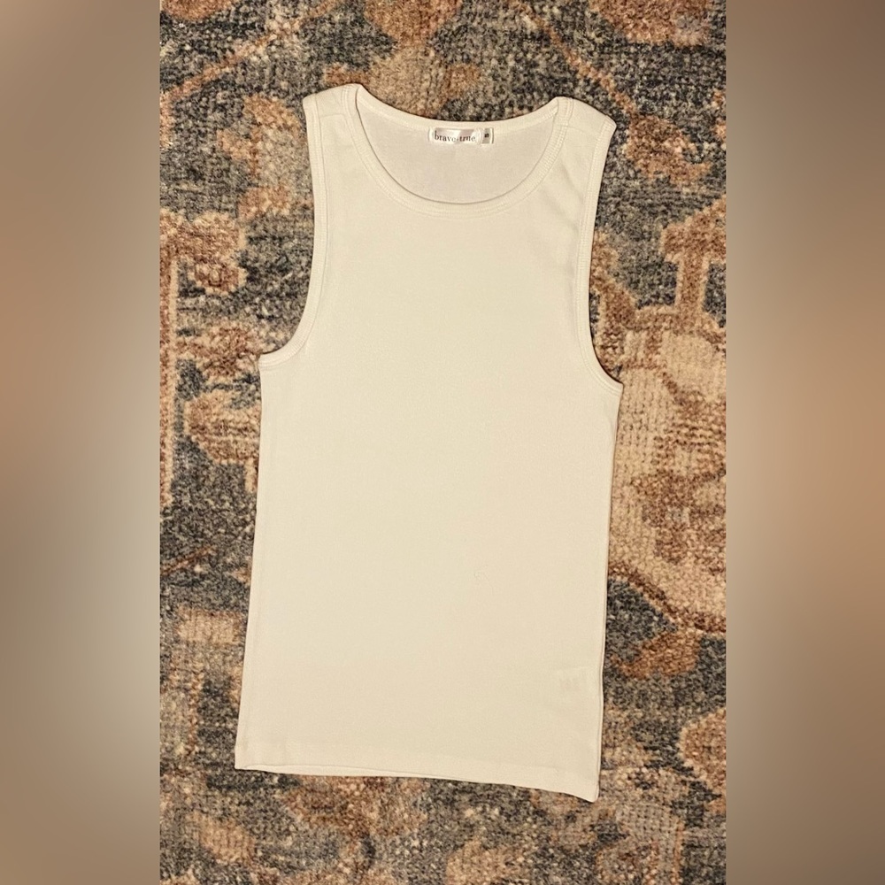 NWOT BRAVE+TRUE RIBBED KNIT TANK SIZE SMALL IN OFF WHITE